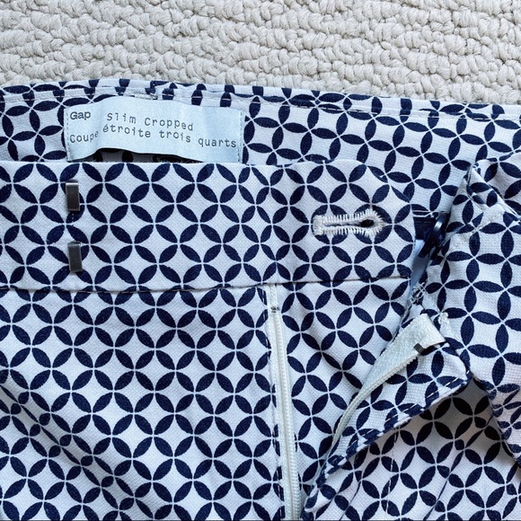 EUC Gap slim cropped pants - Picture 4 of 7